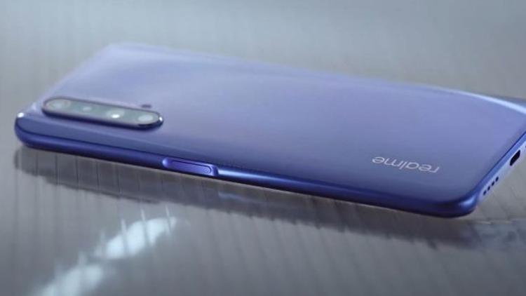 Çinli Realme X50 Pro, fiyatıyla şaşırtacak