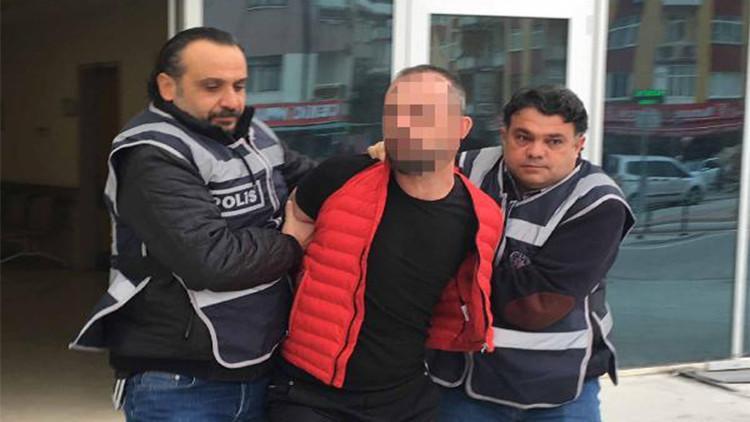 Bakkaldan 500 lira haraç isteyip, vermeyince oğlunu bıçaklayan 3 kişi yakalandı