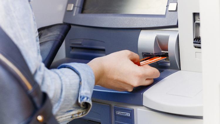AÖF kayıt yenileme hangi bankalardan yapılıyor? AÖF kayıt yenileme ücretleri 2020