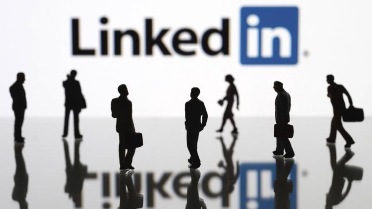LinkedIn de Instagram'a benzeyecek! Hikayeler geliyor...