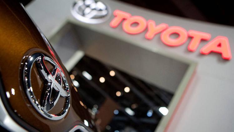 Toyota, yüz binlerce otomobilini geri çağırıyor! Sebebi ise...