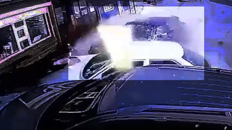Rusya'da alkollü sürücü yayaların arasına daldı