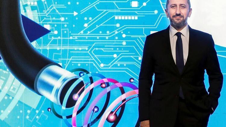 Uzaktan eğitim dönemi başlıyor: 3 GB hediye verilecek