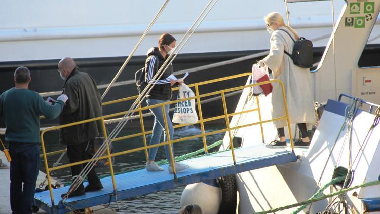 Kos adasında mahsur kalan Türkler Bodrum’a getirildi