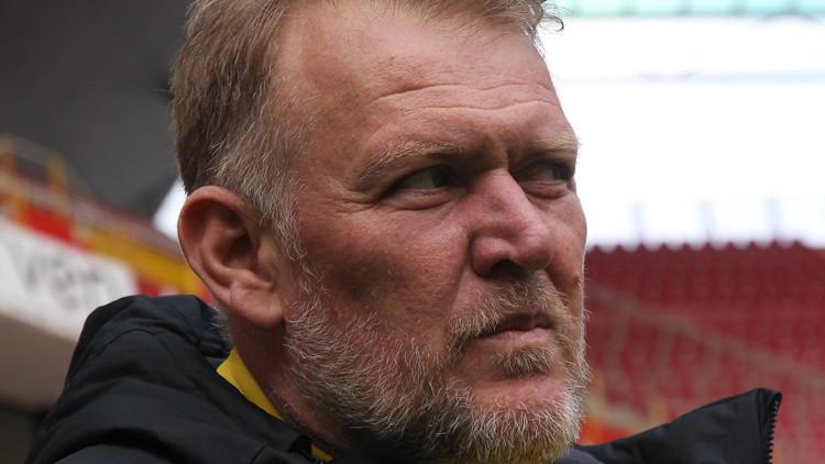 Robert Prosinecki: "Liglerin ertelenmesi gündeme gelmeli"