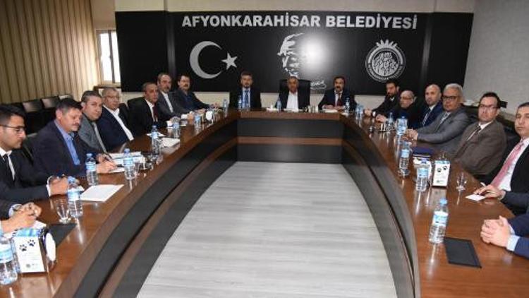 Afyonkarahisar’da umreden dönen 67 vatandaş gözlem sürecini evinde geçirecek