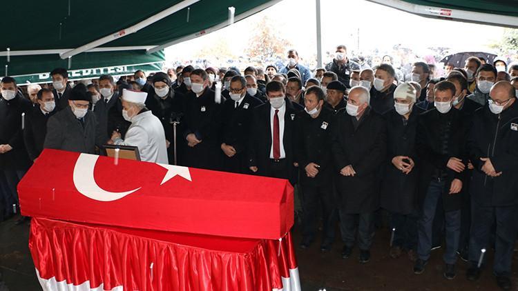 Kaymakam Baştürk'ün cenazesinde maskeli tedbir