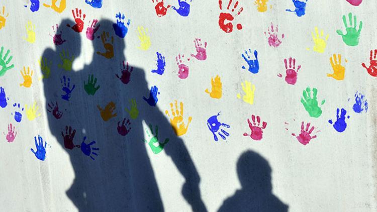 Bebeklerine bakan babaların sayısı artıyor