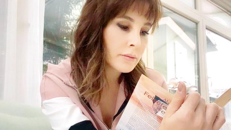 Funda Arar ve ailesinin karantina günleri! 'Kitap,müzik, oyun'