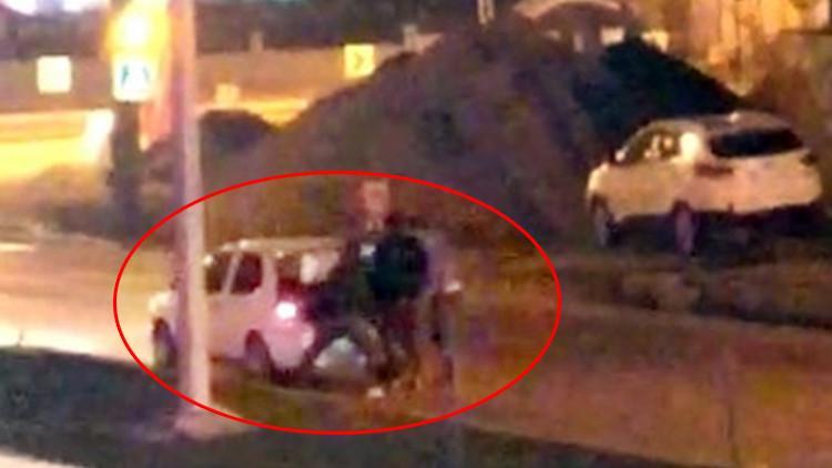 Dövüp otomobilin bagajına koydular! Polis kurtardı...