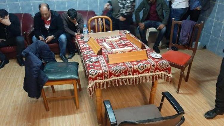 10 kişi hamamda böyle yakalandı!