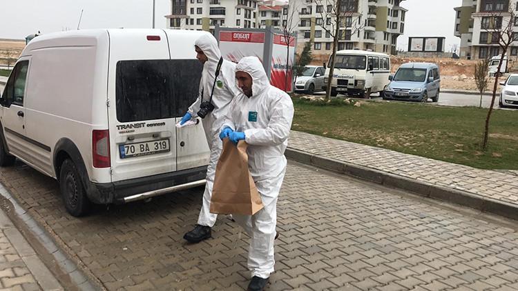 Yattığı kanepede ölü bulundu