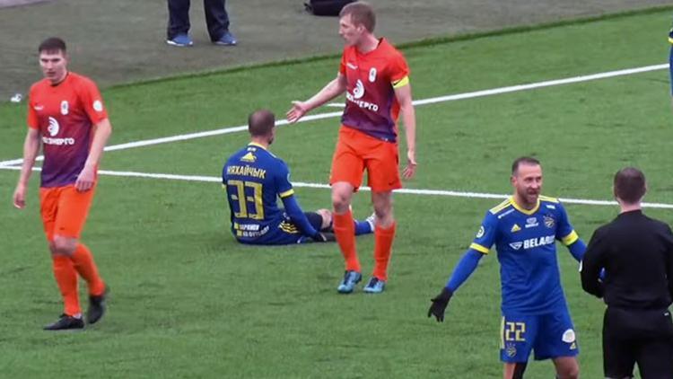 Virüs Belarus'ta futbolu durduramıyor!