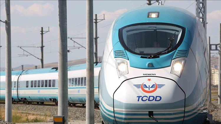 Son dakika haberi: YHT, Anahat ve Bölgesel tren seferleri geçici olarak durduruldu