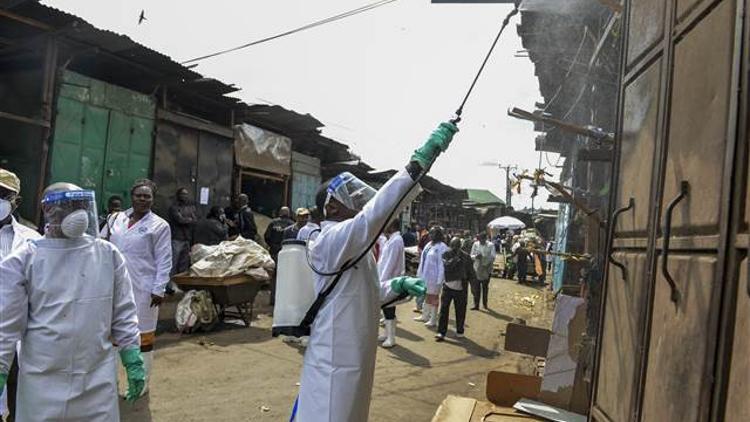 Kenya'da Kovid-19 nedeniyle kısmi sokağa çıkma yasağı ilan edildi