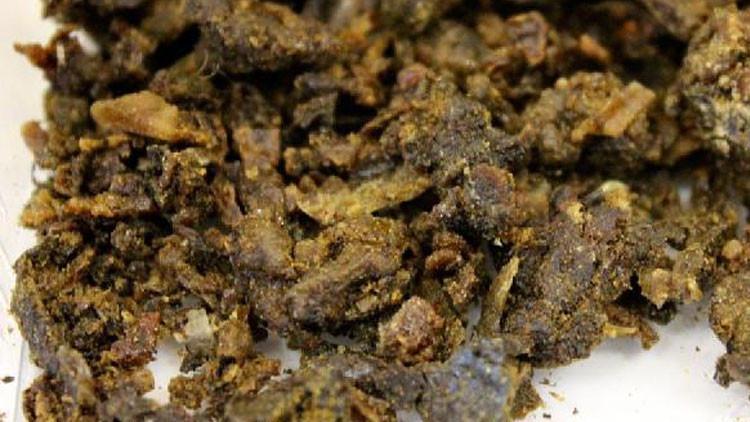 Propolisin kilosu 2 bin liradan satılıyor