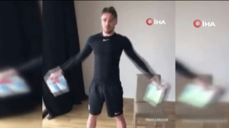 Rienstra hem çocuk baktı hem spor yaptı