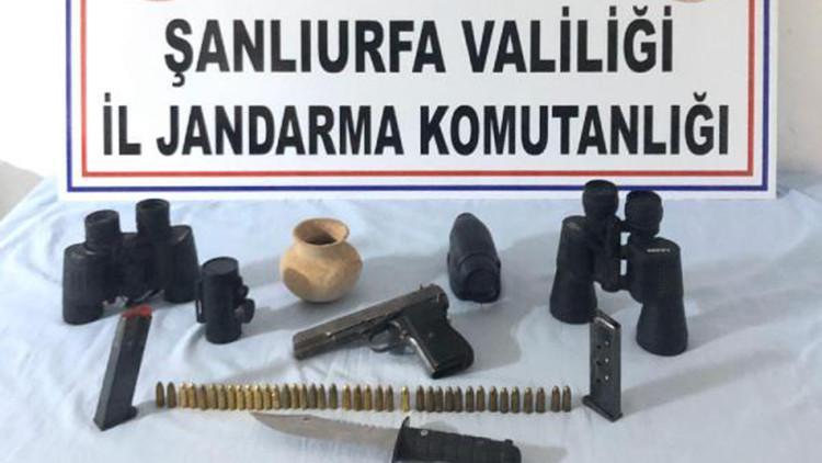Şanlıurfa'da tarihi eser ve silah ele geçirildi
