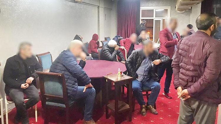 Bu da korona kahvehanesi