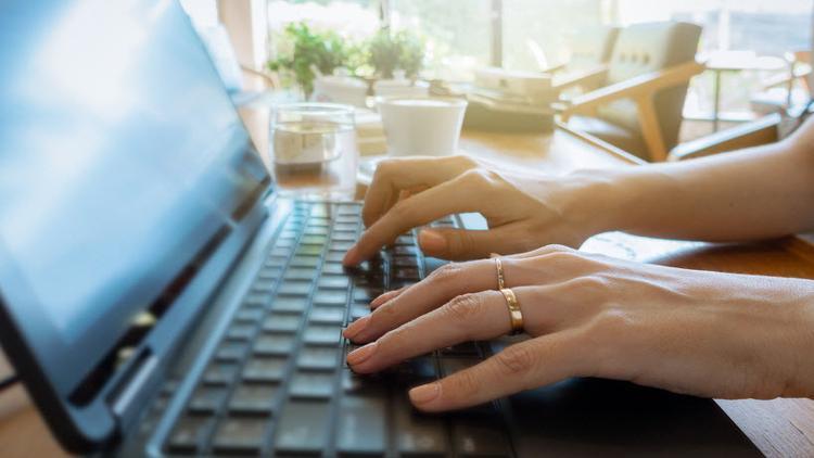 Koronavirüs ile birlikte hayat "online" oldu