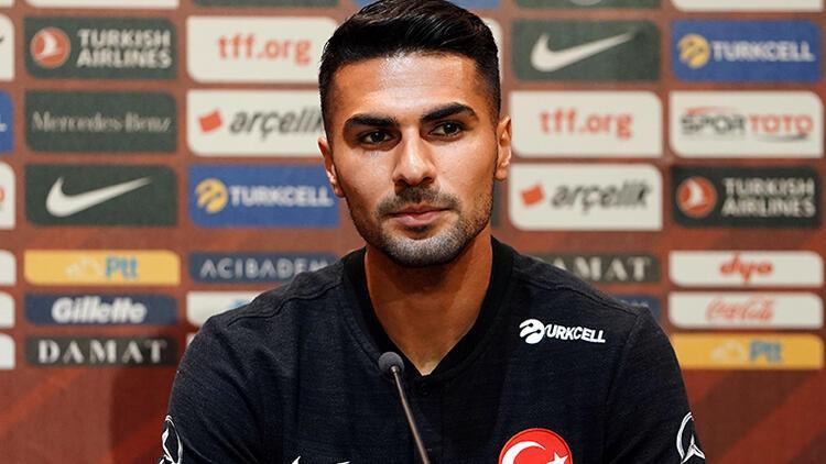 Zeki Çelik: "Beni en çok zorlayan oyuncu Neymar"