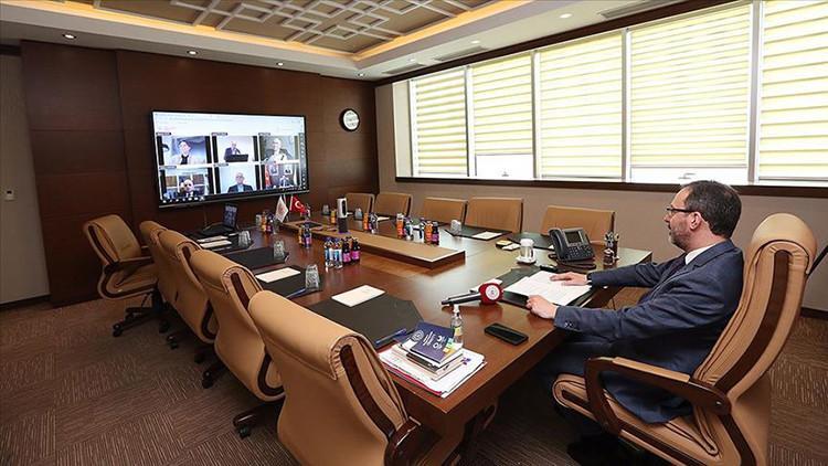 Bakan Kasapoğlu'ndan federasyon başkanlarına kritik uyarılar!