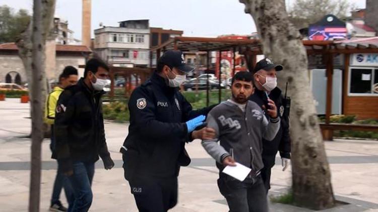 Polise tepki gösterdi, 392 lira ceza yedi