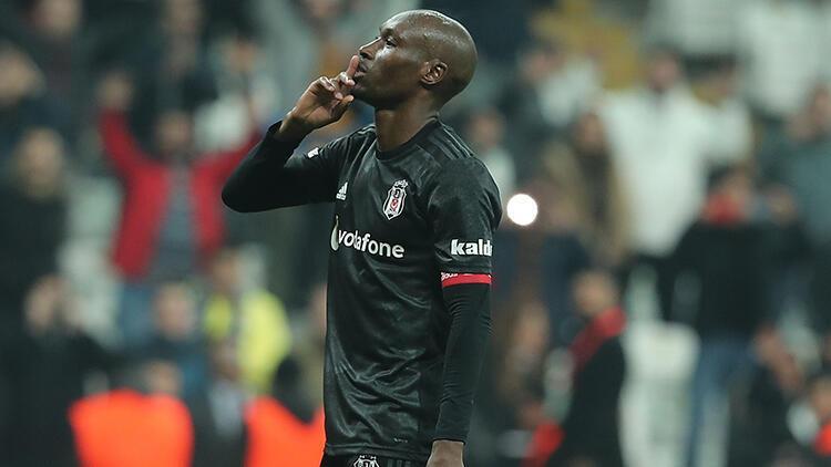 Beşiktaş, Atiba Hutchinson'ın alternatifini arıyor
