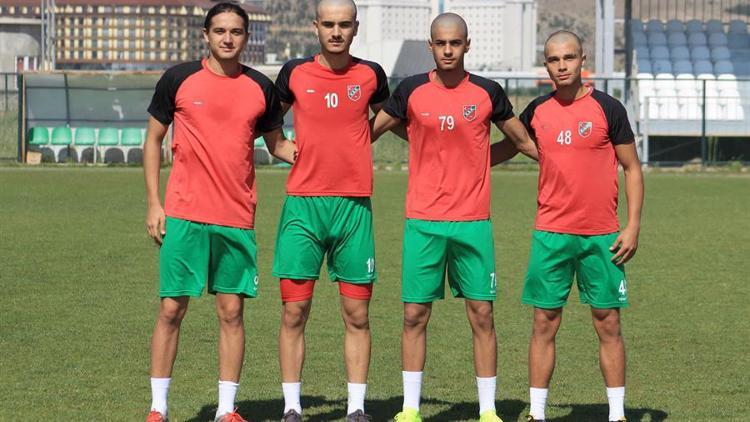 Karşıyaka'da 7 futbolcu yasağa takıldı