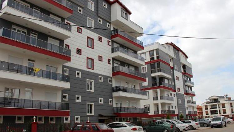 Koronavirüs karantinası süren Bucak'ta 12 kişinin testi negatif çıktı