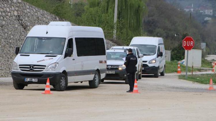 Giriş ve çıkış sınırlaması getirilen Yığılca'da denetimler sürüyor