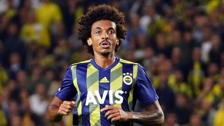Luiz Gustavo'ya bir talip daha! Ezeli rakip...