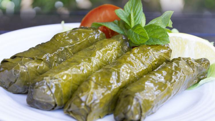 Simat usulü zeytinyağlı yaprak sarma tarifi