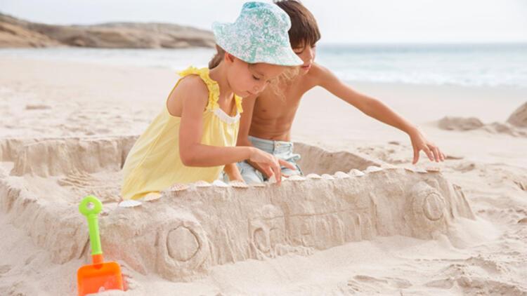 Çocuğunuzun kum ile oynamasının faydaları