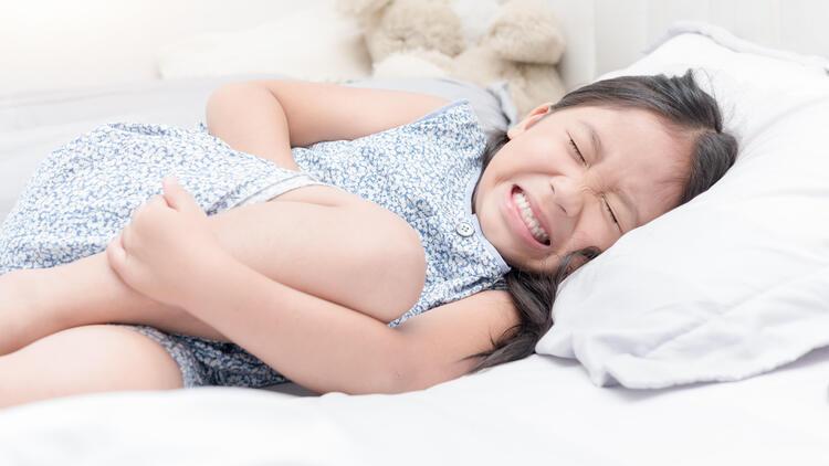 Çocuklarda kronik karın ağrısının nedenleri