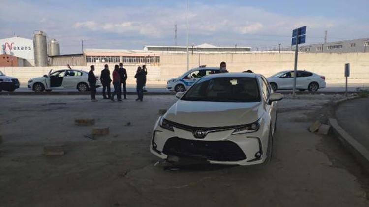 Beton dubalara çarpan alkollü sürücüye 1200 lira ceza