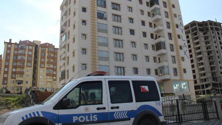 Kayseri'de 8 katlı apartmana 'koronavirüs' karantinası