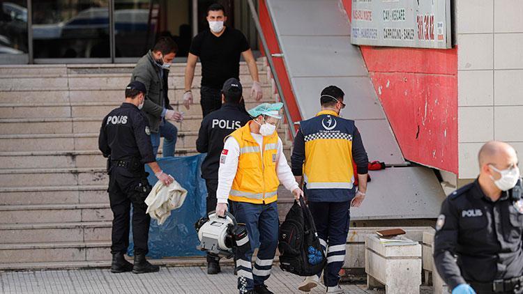 Ankara'da bir kişi çarşının merdivenlerinde ölü bulundu