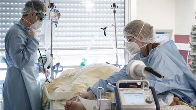 İtalya'da Kovid-19’dan ölenlerin sayısı 27 bin 682'ye yükseldi