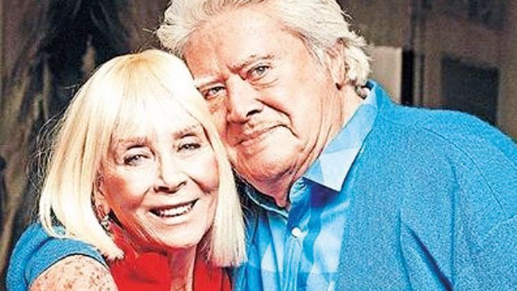 51 yıllık aşk: Cüneyt Arkın - Betül Cüreklibatur