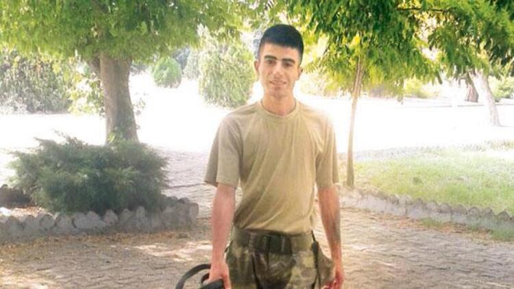 Başına miğferle vurulduktan sonra hayatını kaybeden askere şehitlik ünvanı verildii