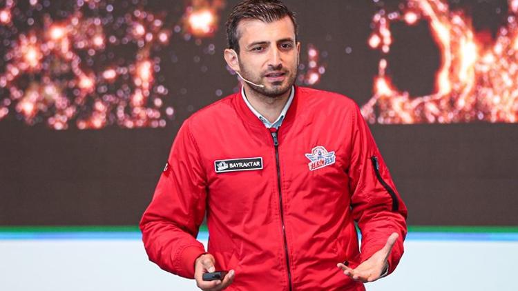 Selçuk Bayraktar'dan açıklama: Yalan ve iftiranın tarafında saf tutanlarla yolumuzu ayırdık!