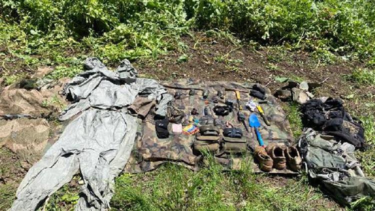 MSB: Irak kuzeyinde PKK'ya ait 4 el bombası ele geçirildi