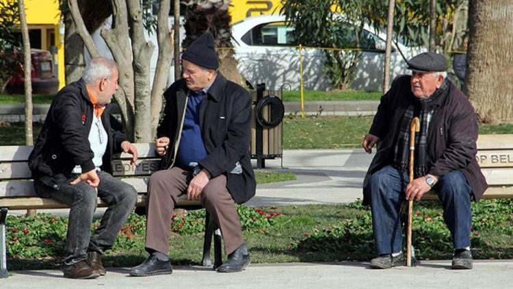 Son dakika haberi: Meteoroloji uyardı, 65 yaş ve üzeri vatandaşların sokağa çıkma saatleri değişti