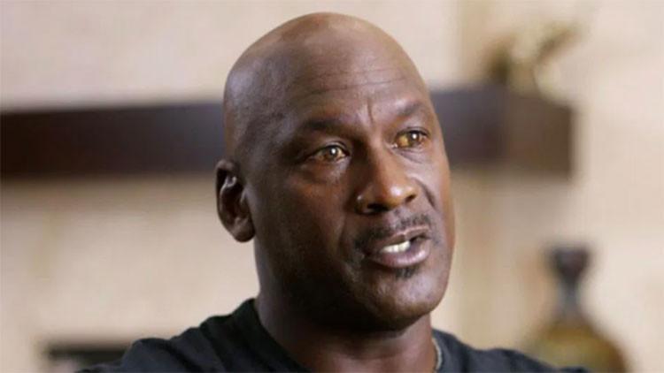 Michael Jordan'la ilgili korkunç şüphe! Göz akı neden sarı gözüküyor?