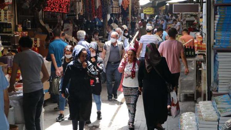 Şanlıurfa’da bayram alışverişi yoğunluğu
