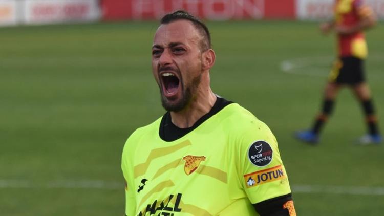 Göztepe'de kaptan Beto, yeni sözleşme için başkanı bekliyor!