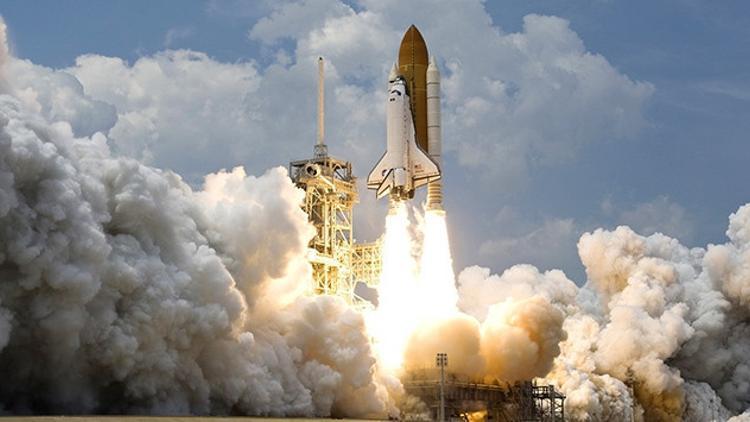 NASA 10 yıl aradan sonra yeniden insanlı roket fırlatacak