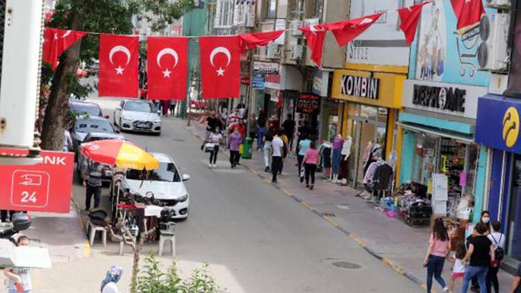 Keşan'da bazı meydan ve caddelerde maske takma zorunluluğu