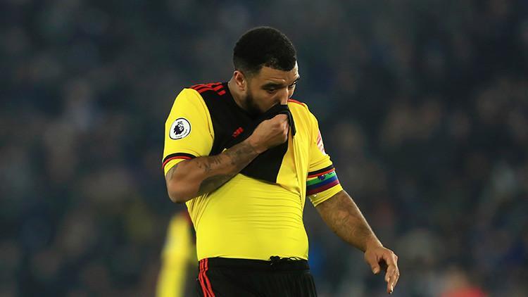 Watfordlu Troy Deeney'e kan donduran mesaj: Umarım çocuğun corona virüs kapar